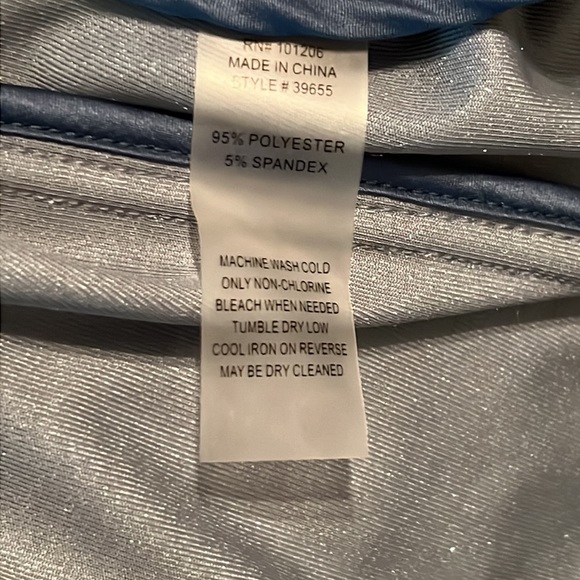 SOFT SURROUNDINGS Velour Waterfall Front Vest - Picture 4 of 4